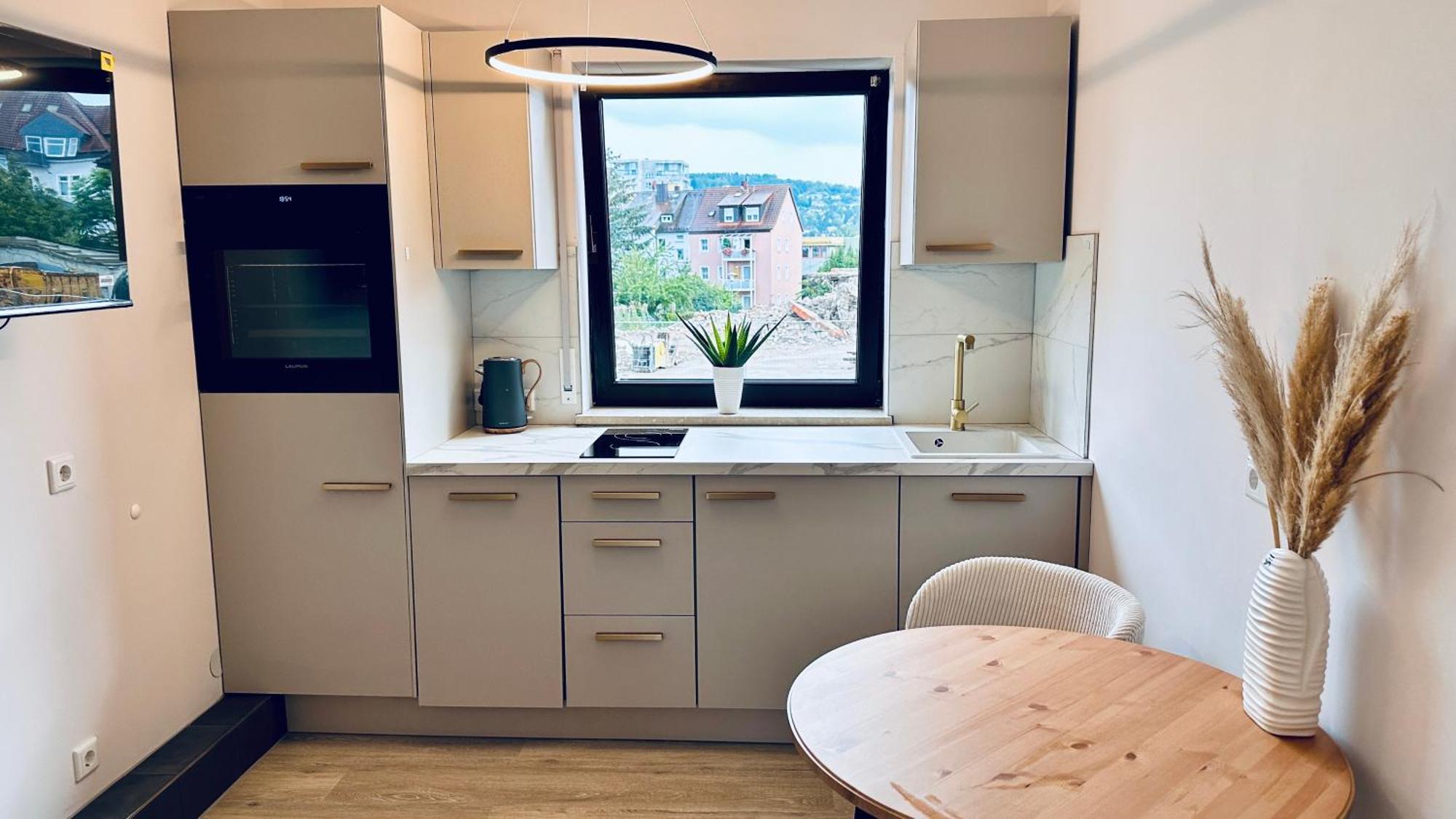 Leonardo Wuerzburg I Freistehende Badwanne Appartement Buitenkant foto