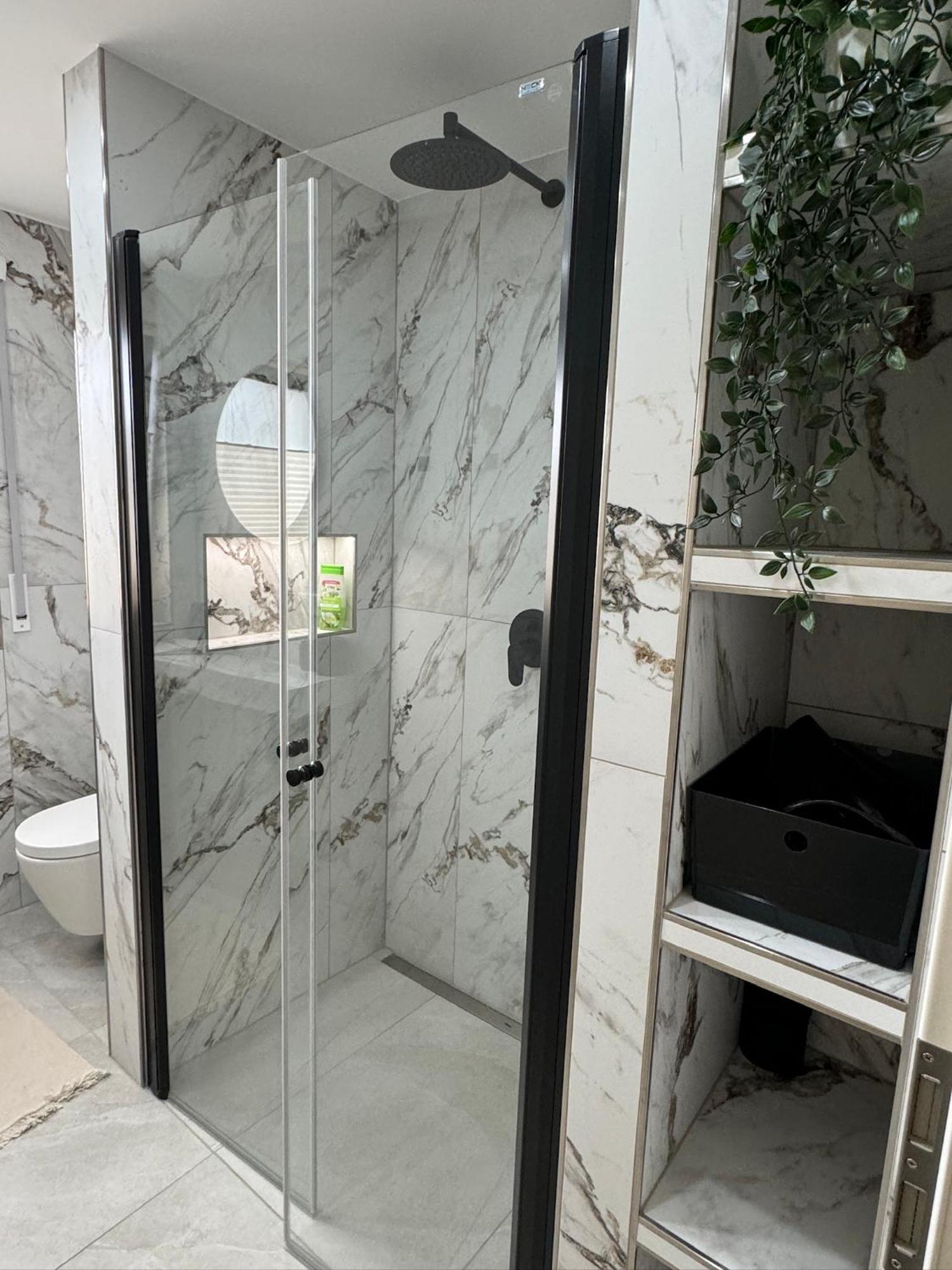 Leonardo Wuerzburg I Freistehende Badwanne Appartement Buitenkant foto